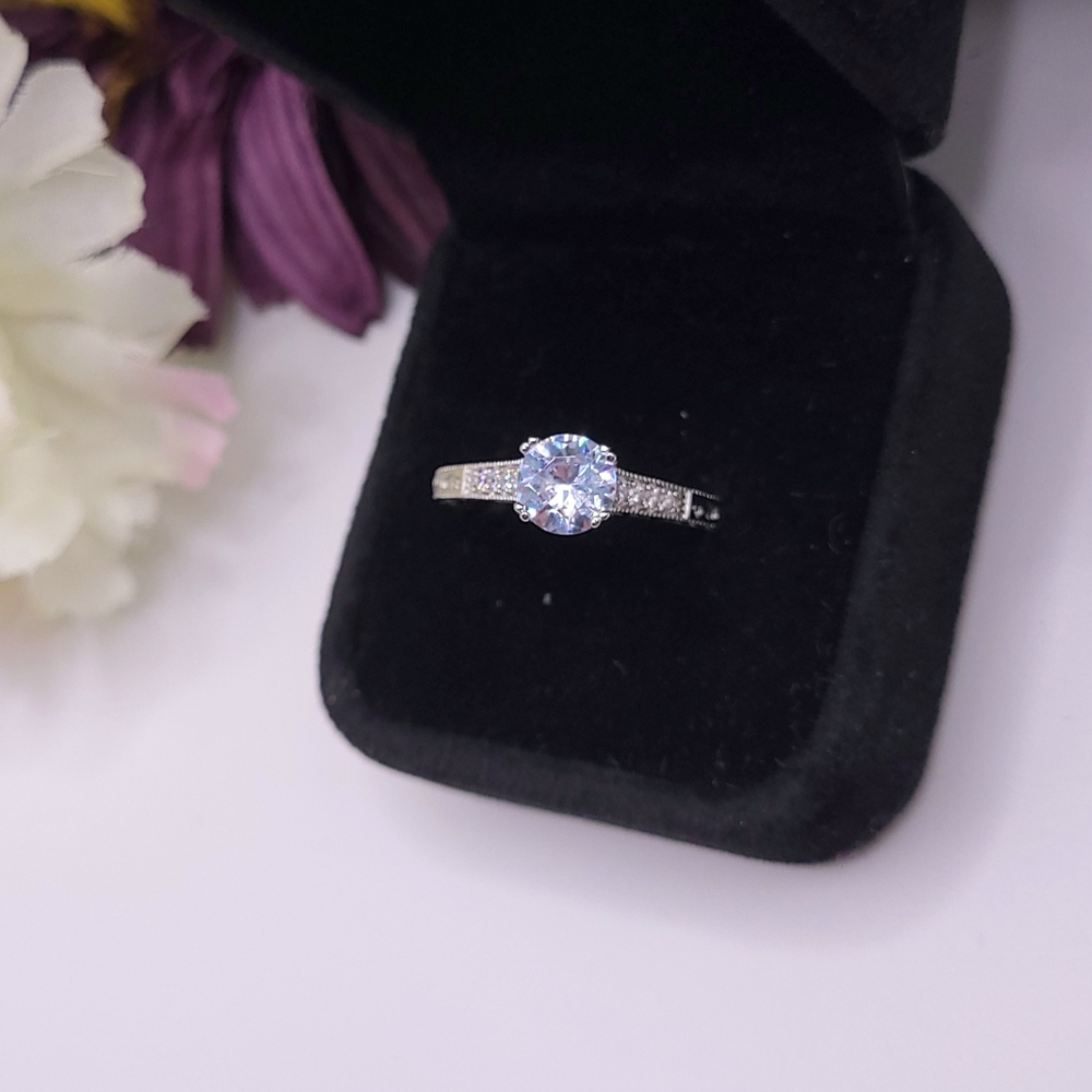 Solitaire ring with intricate band detailing, high set, New! Multiple sizes - Picture 6 of 11